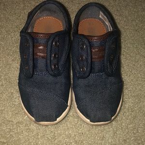 Toms shoes